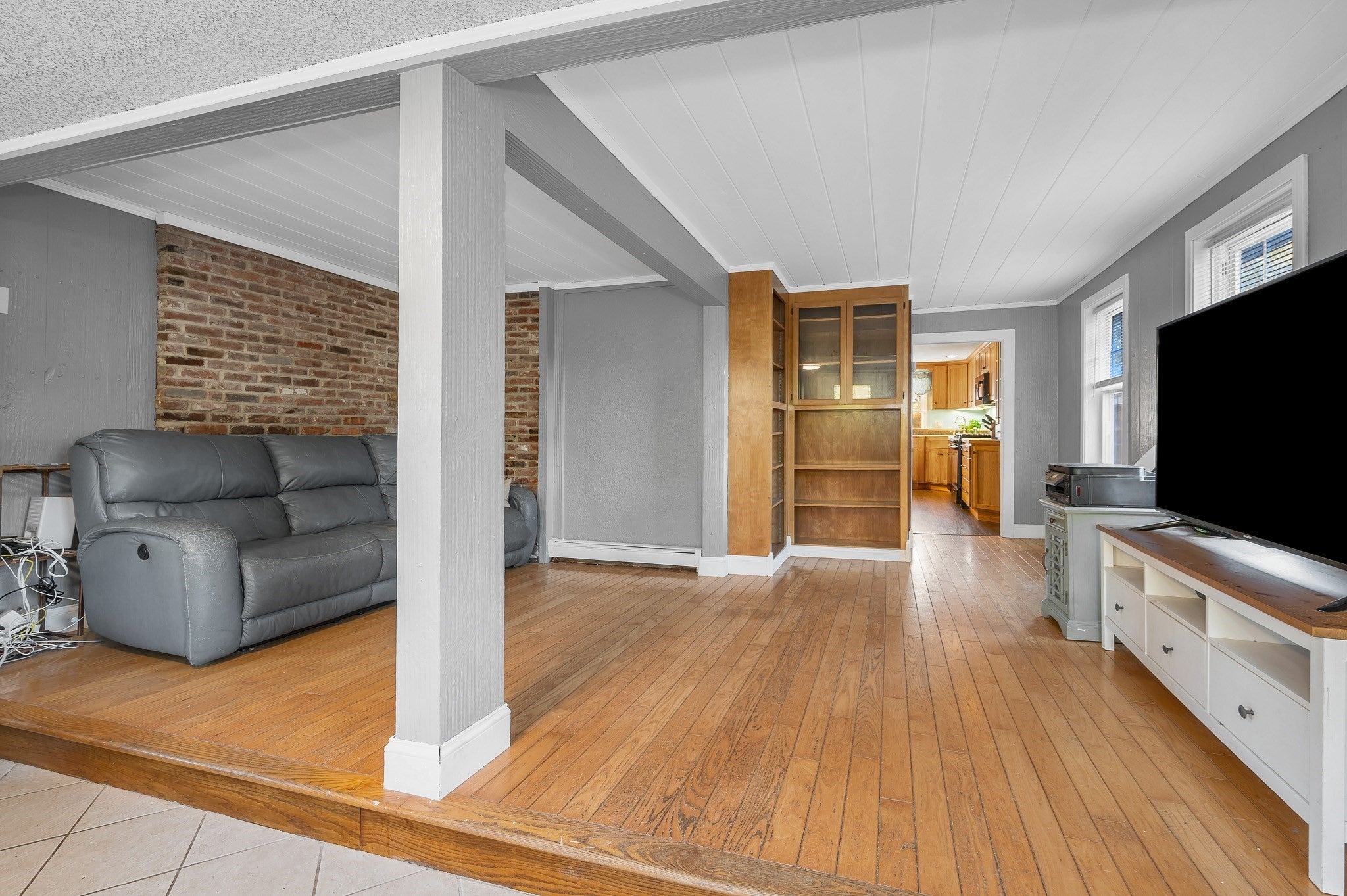 100 Hilltop Rd, Dracut, MA, 100 Hilltop Rd, Dracut, MA Photo #4