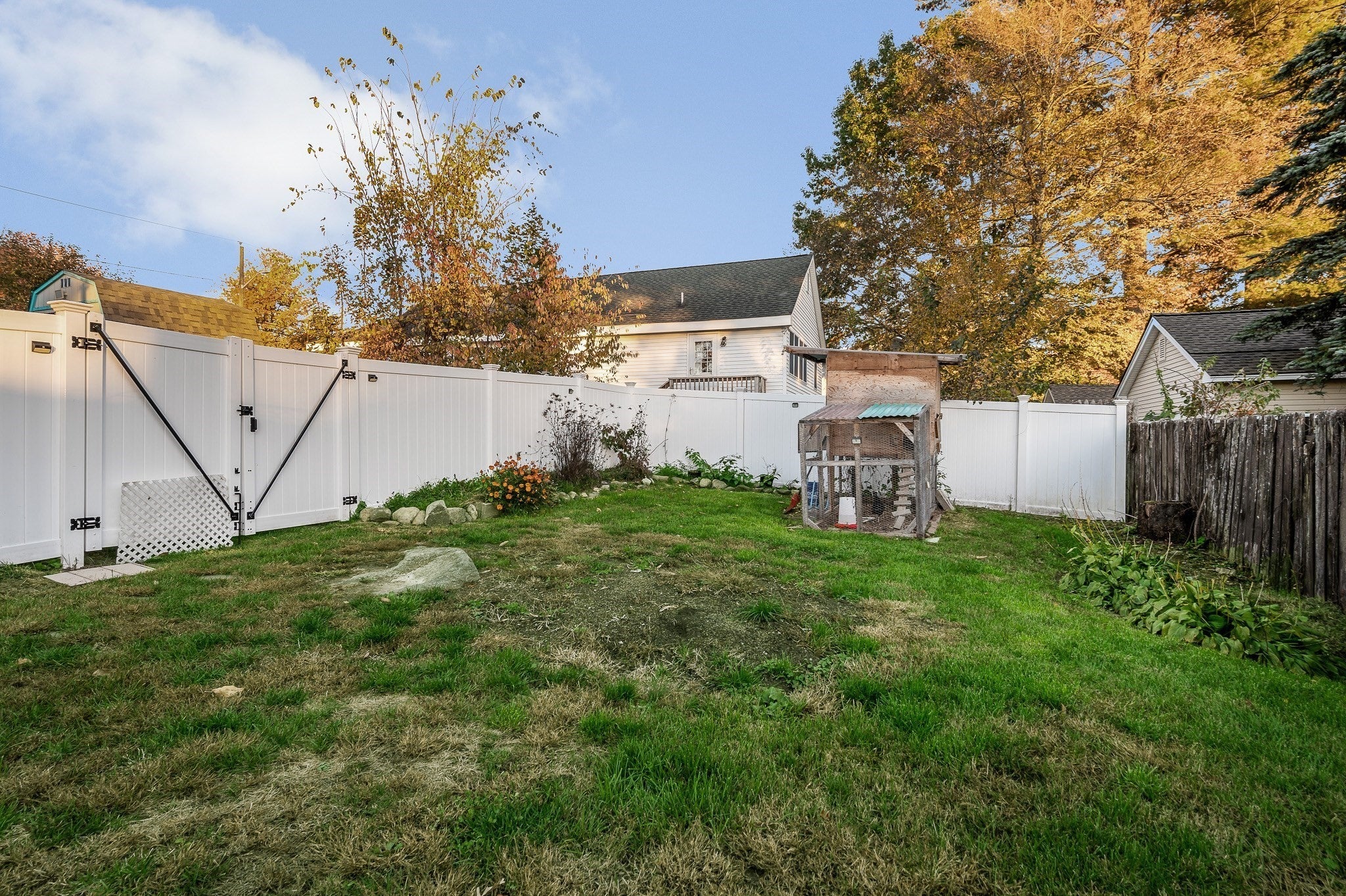 100 Hilltop Rd, Dracut, MA, 100 Hilltop Rd, Dracut, MA Photo #26