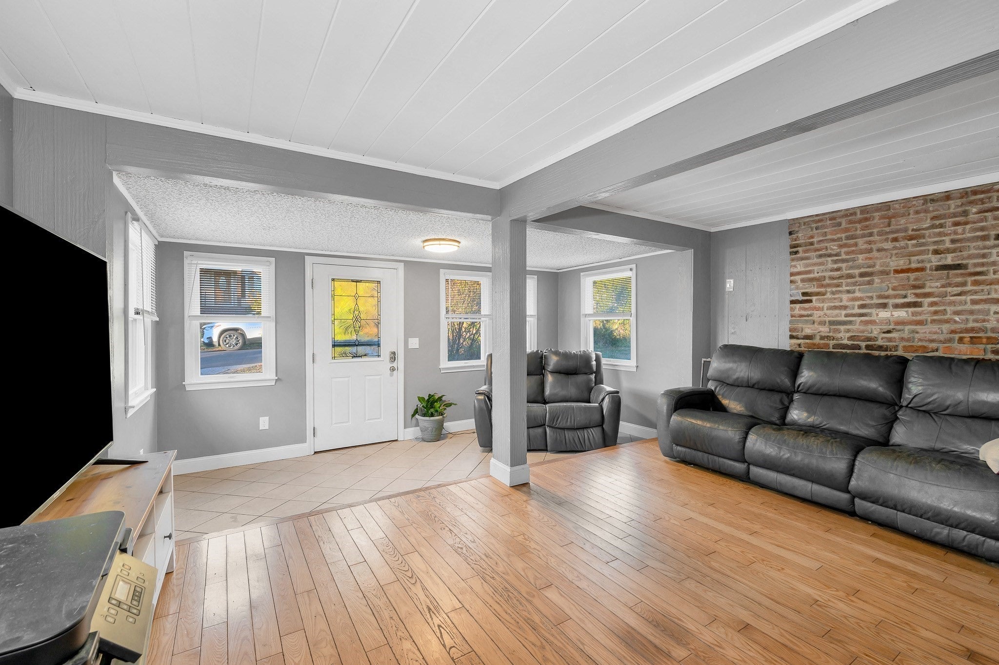 100 Hilltop Rd, Dracut, MA, 100 Hilltop Rd, Dracut, MA Photo #5