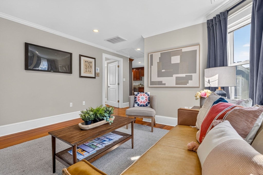 201 College Ave #3, Somerville, MA, 201 College Ave #3, Somerville, MA Photo #9