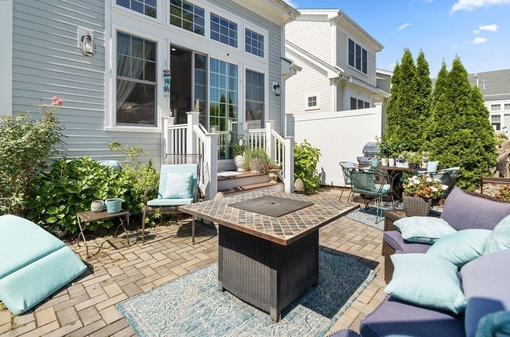 21 Hospital RD, Medfield, MA Photo #21
