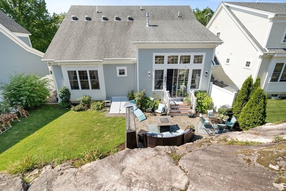 21 Hospital RD, Medfield, MA Photo #23