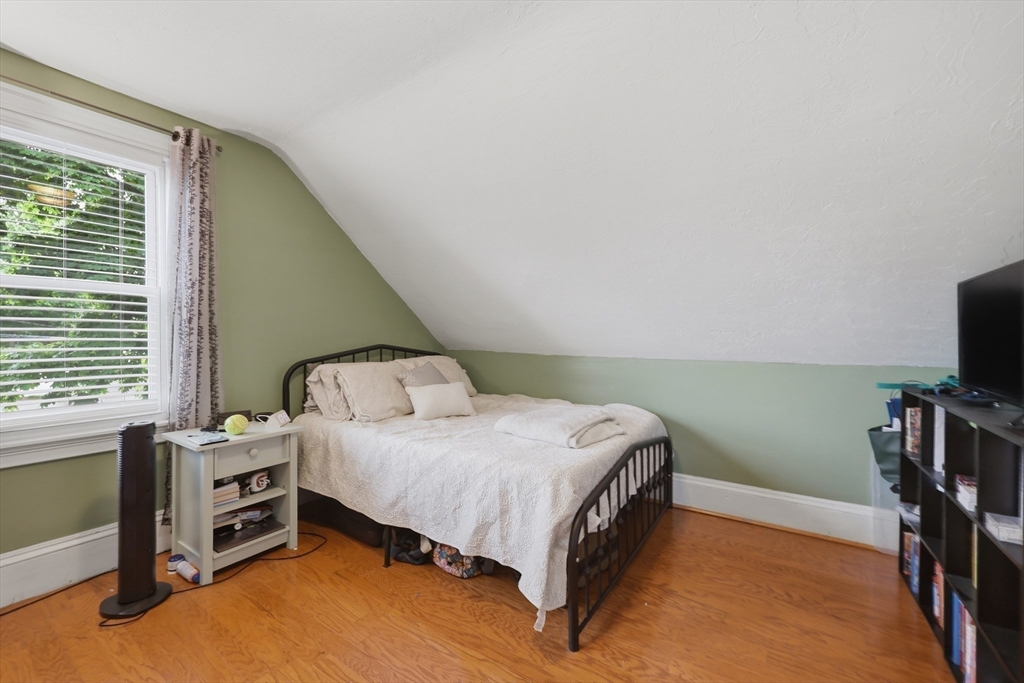 29 S Bow Street, Milford, MA Photo #20