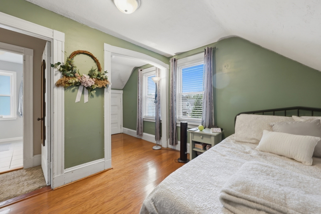 29 S Bow Street, Milford, MA Photo #21