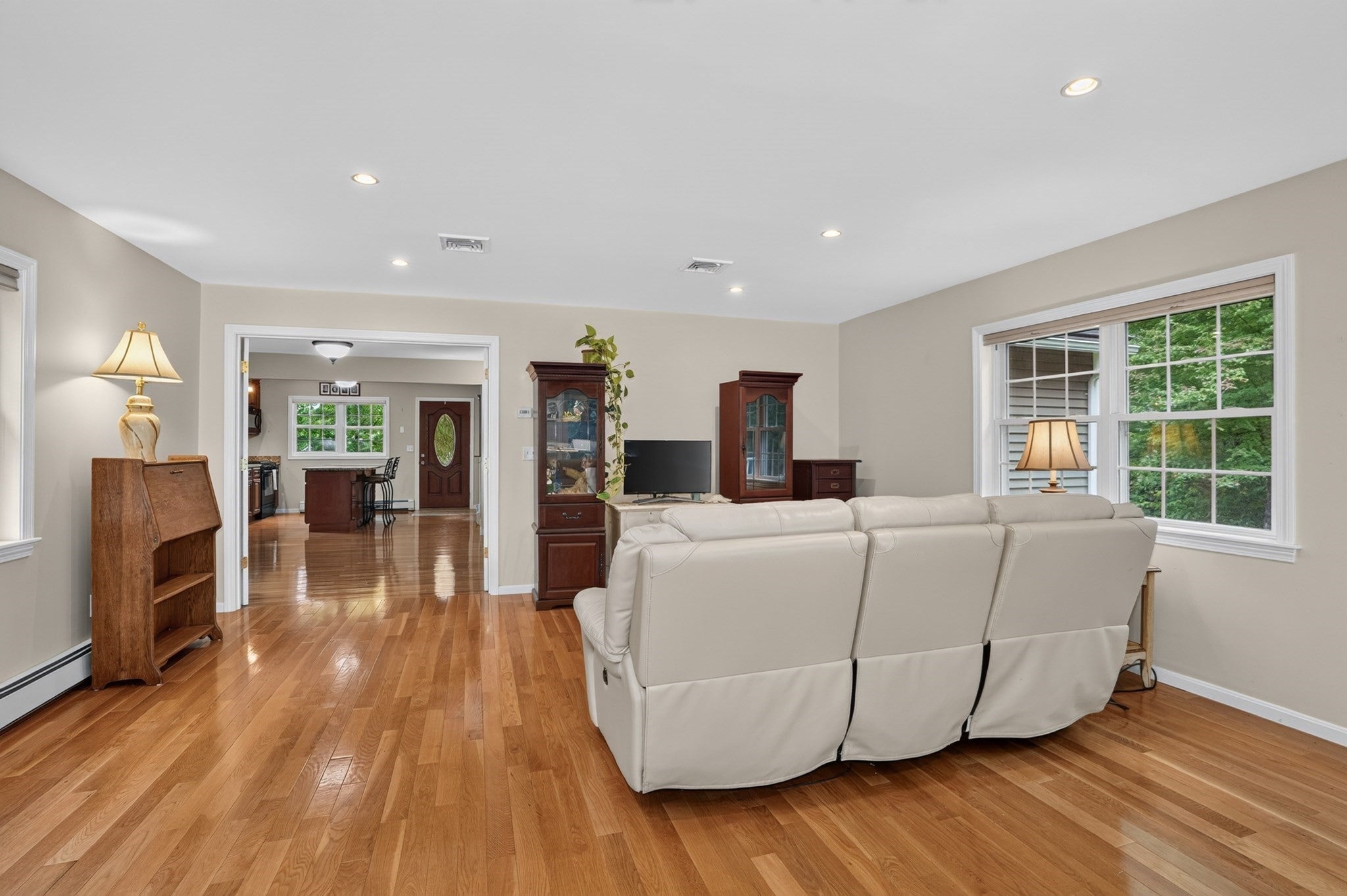 31 Coffee Street, Medway, MA Photo #11