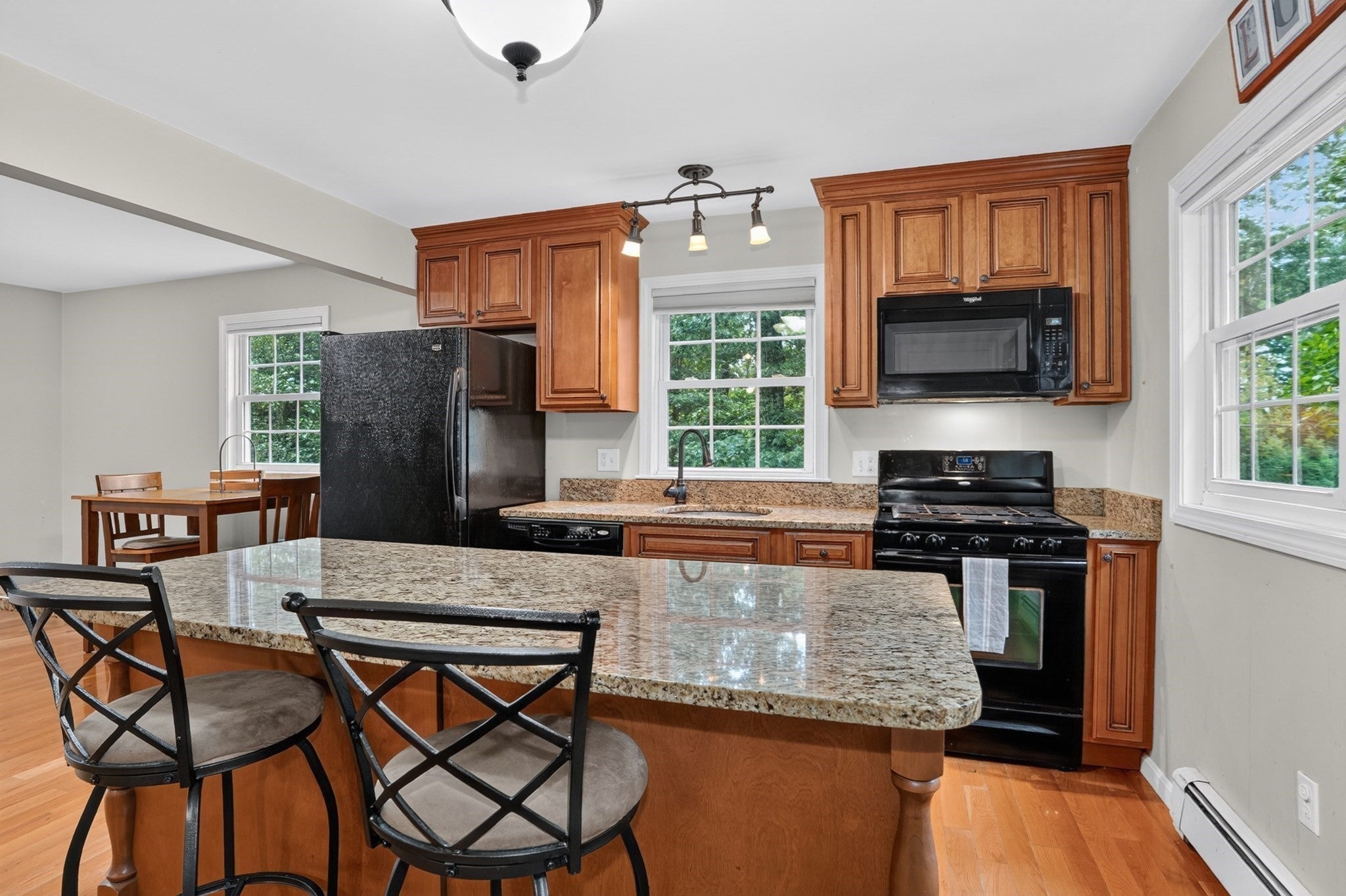 31 Coffee Street, Medway, MA Photo #7