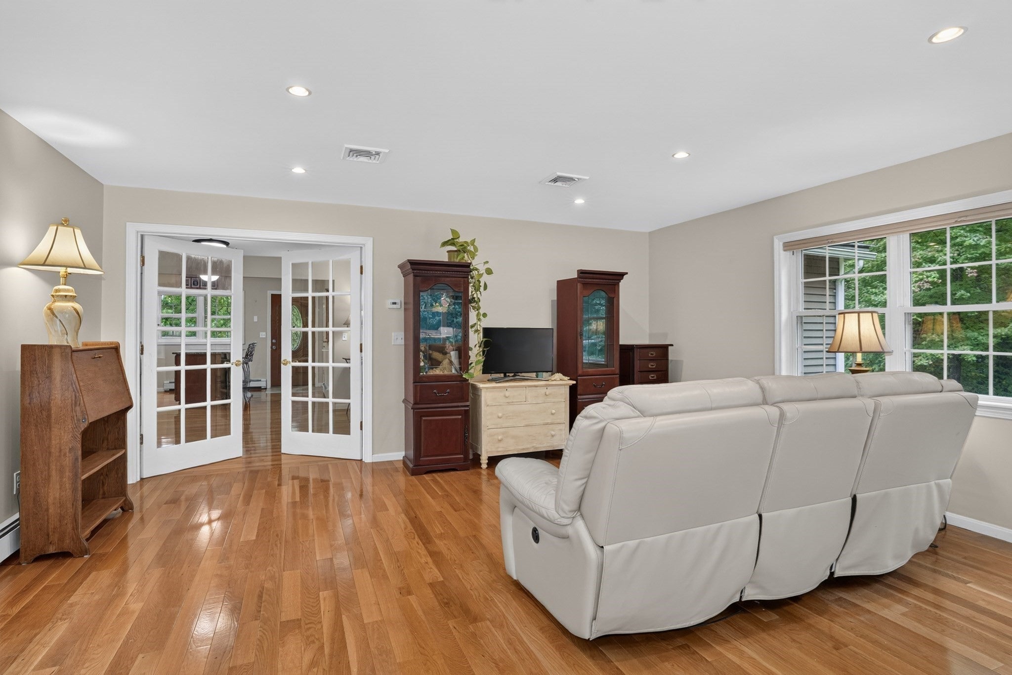 31 Coffee Street, Medway, MA Photo #13