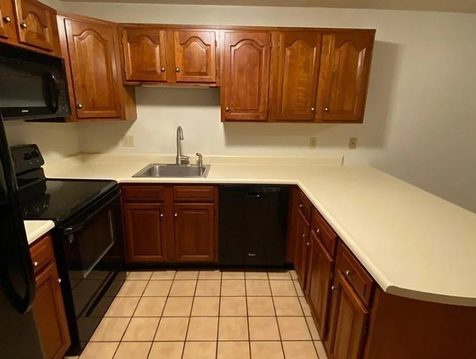 132 Tyngsboro Road 1