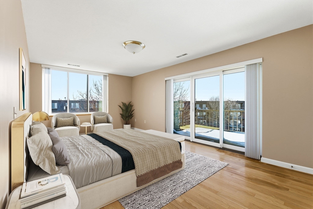 1006 Paradise Road PHO