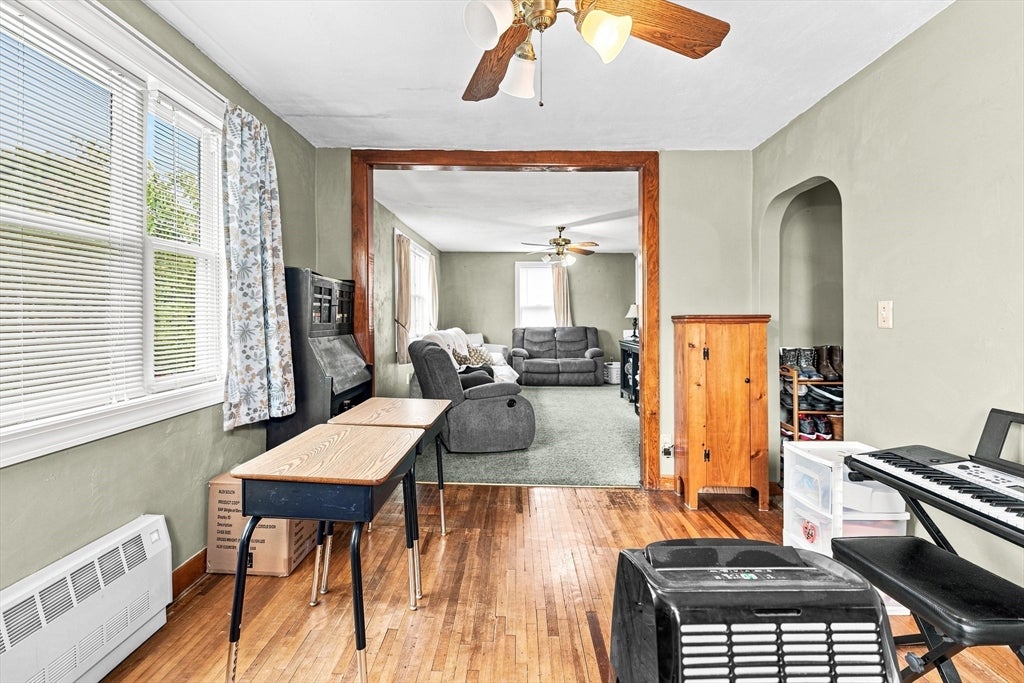 577 Pokross St, Fall River, MA Photo #15