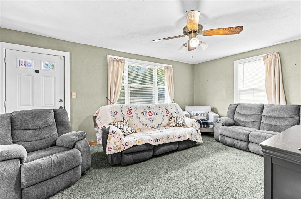 577 Pokross St, Fall River, MA Photo #11