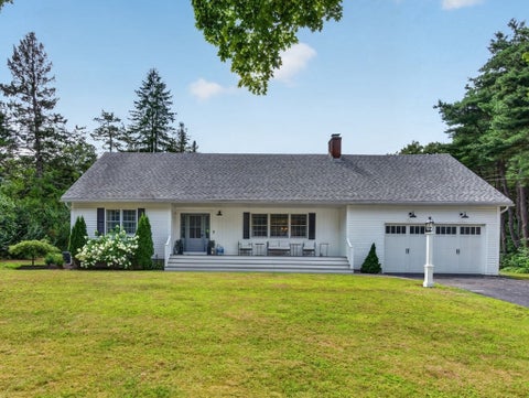 Photo of 6 Hawthorne Cir, Andover, MA 01810 (MLS # 73560851)