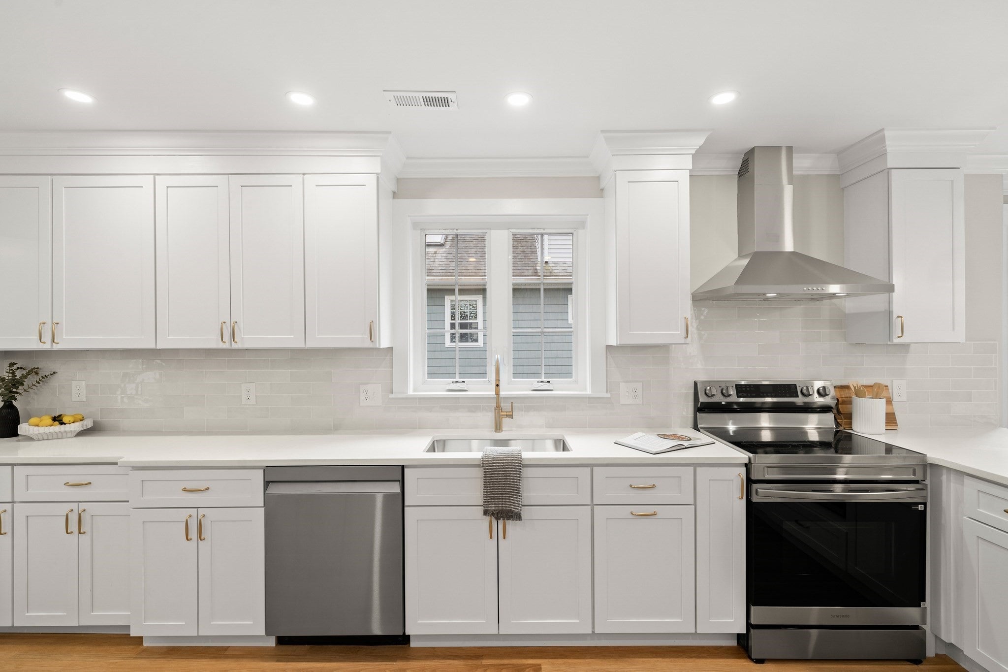 33 Pondview Road #33, Arlington, MA, 33 Pondview Road #33, Arlington, MA Photo #15
