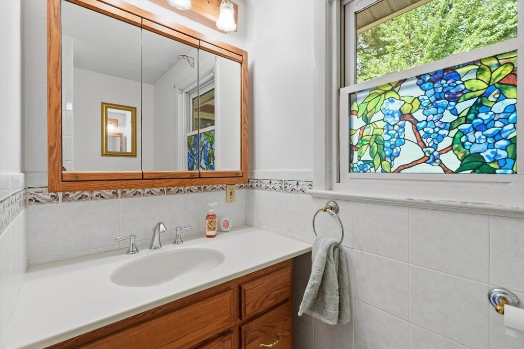 14 Briscoe Rd, Groveland, MA, 14 Briscoe Rd, Groveland, MA Photo #22