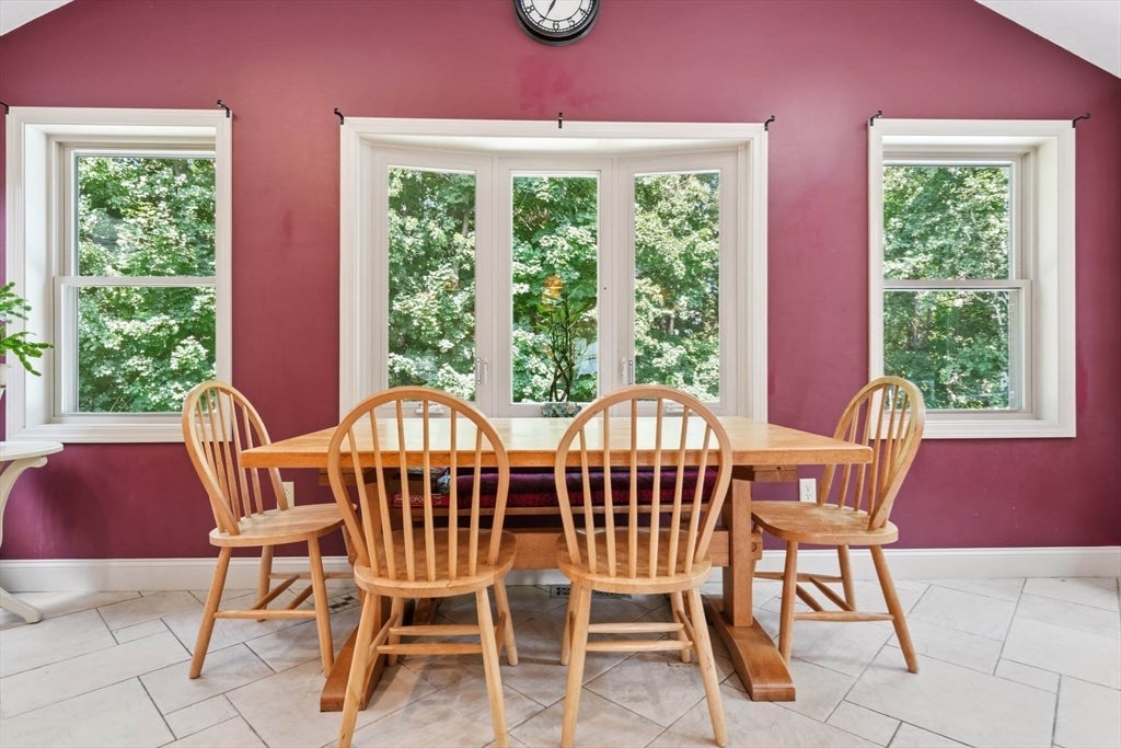14 Briscoe Rd, Groveland, MA, 14 Briscoe Rd, Groveland, MA Photo #8