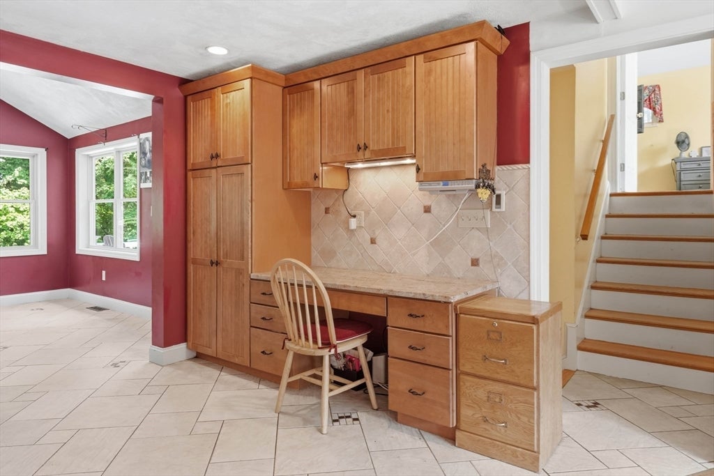 14 Briscoe Rd, Groveland, MA, 14 Briscoe Rd, Groveland, MA Photo #6