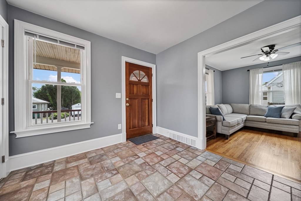 30 Edge Hill Rd