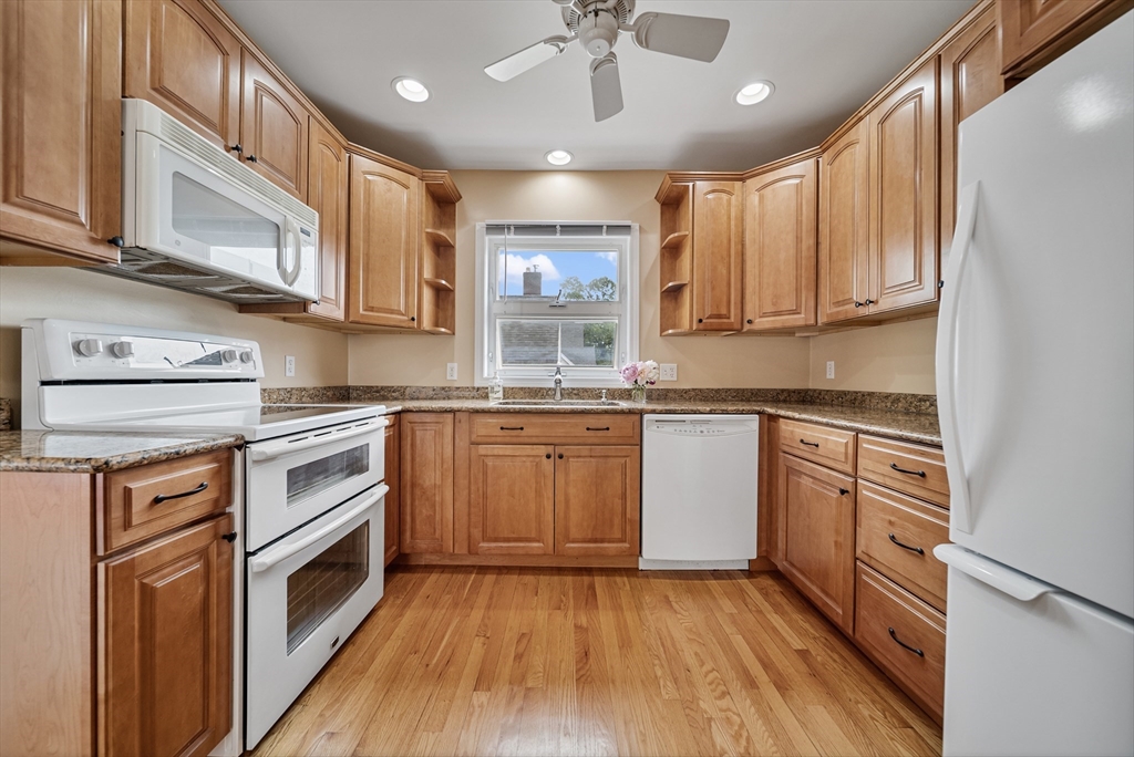 30 Edge Hill Rd