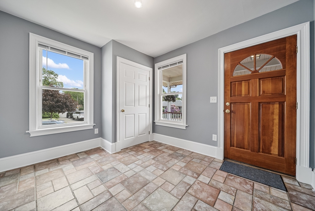 30 Edge Hill Rd