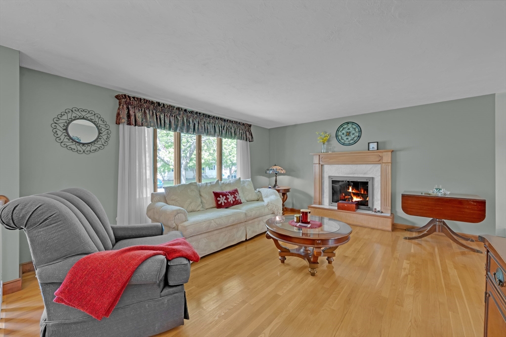 45 Lake St, Shrewsbury, MA, 45 Lake St, Shrewsbury, MA Photo #7