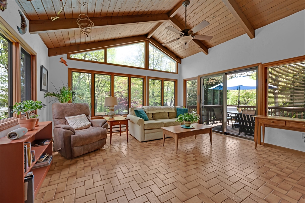 45 Lake St, Shrewsbury, MA, 45 Lake St, Shrewsbury, MA Photo #8