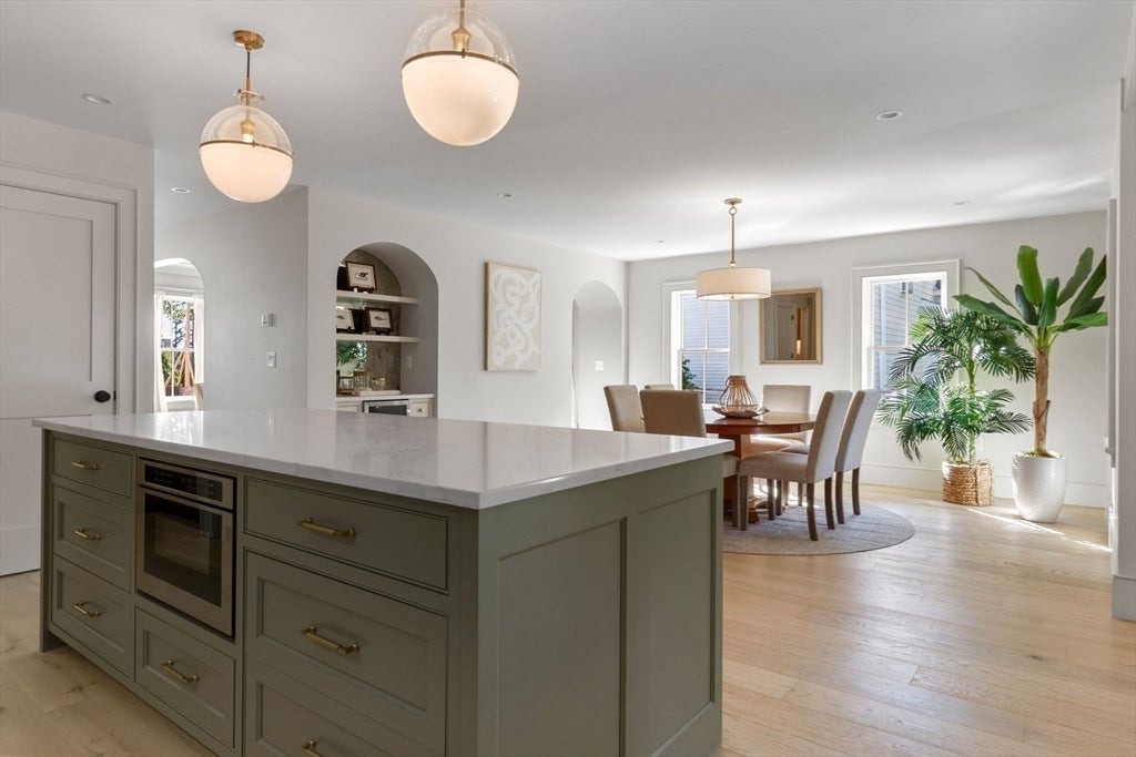 287 Merrimac St, Newburyport, MA, 287 Merrimac St, Newburyport, MA Photo #8