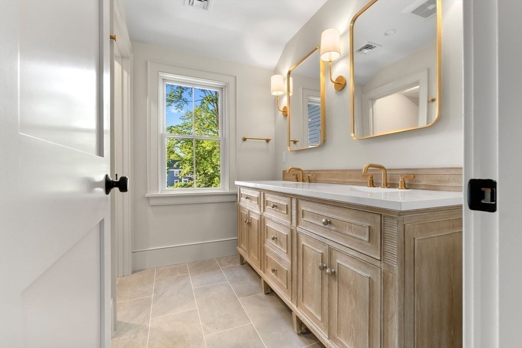287 Merrimac St, Newburyport, MA, 287 Merrimac St, Newburyport, MA Photo #22