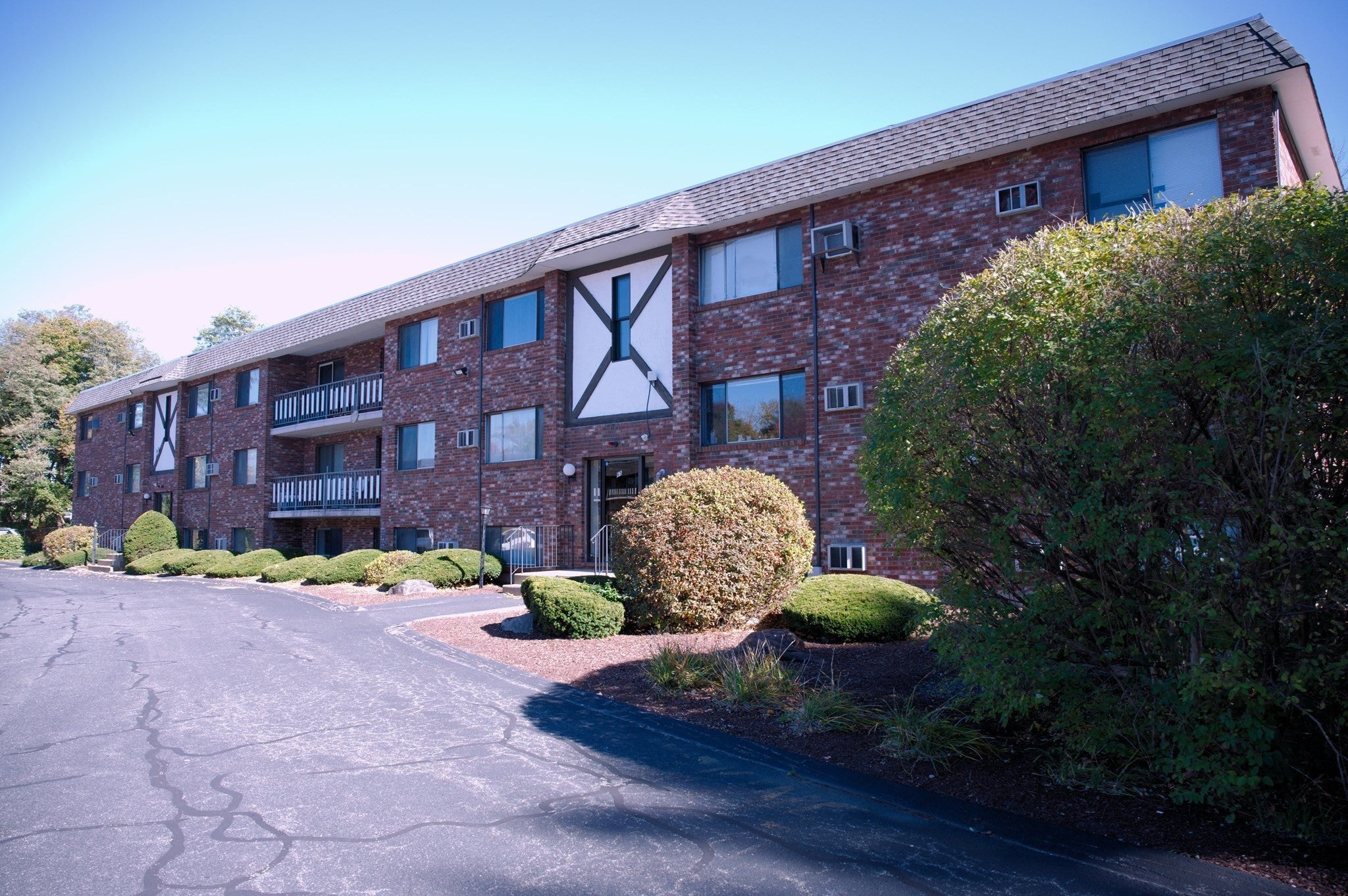 Photo of 65 Mccormick Ter, Stoughton, MA