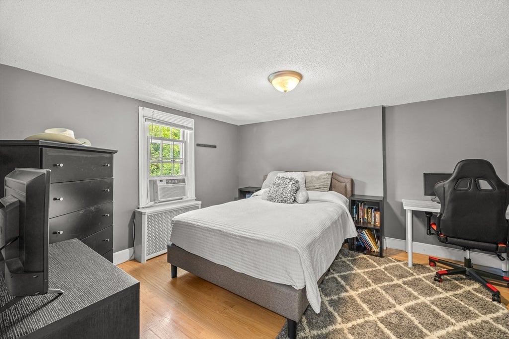 20 Mountain View St, South Hadley, MA, 20 Mountain View St, South Hadley, MA Photo #24