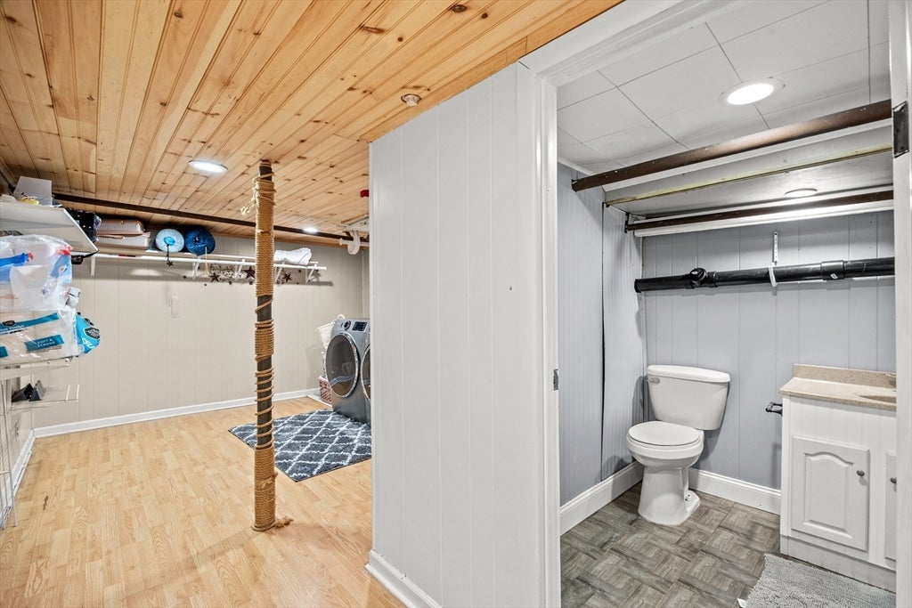 20 Mountain View St, South Hadley, MA, 20 Mountain View St, South Hadley, MA Photo #29