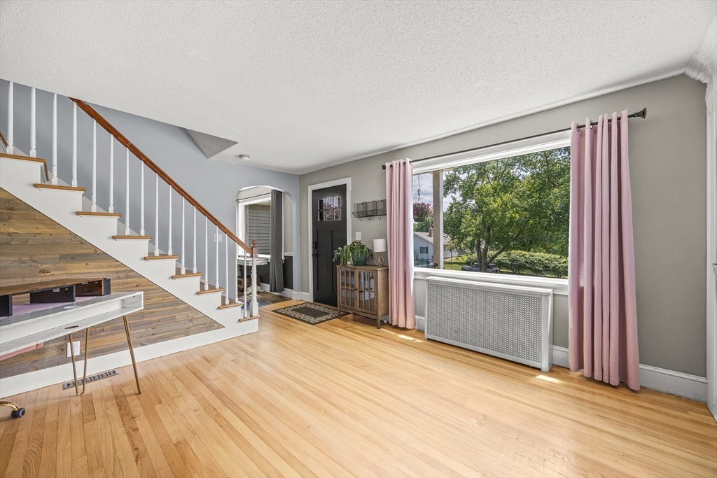 20 Mountain View St, South Hadley, MA, 20 Mountain View St, South Hadley, MA Photo #14