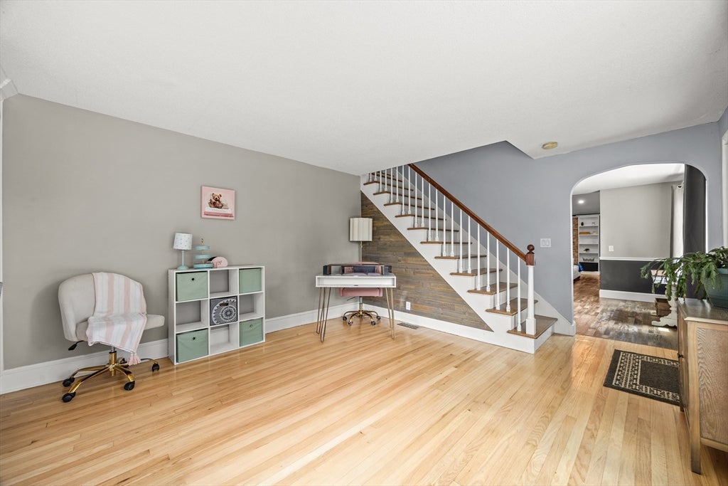 20 Mountain View St, South Hadley, MA, 20 Mountain View St, South Hadley, MA Photo #15