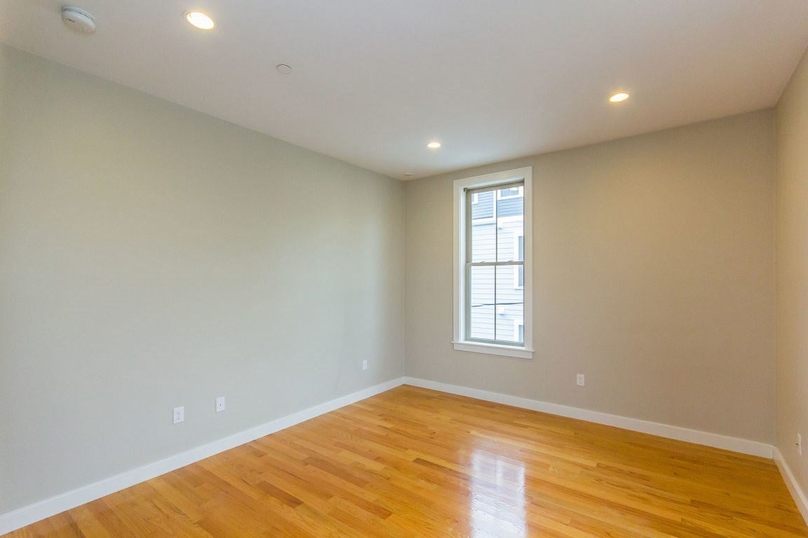 65 Willow Court #3, Boston, MA, 65 Willow Court #3, Boston, MA Photo #3