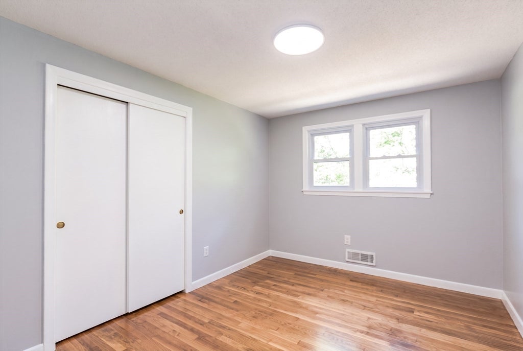 10 Michael Rd, Randolph, MA, 10 Michael Rd, Randolph, MA Photo #16