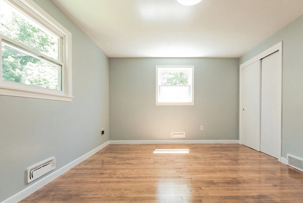 10 Michael Rd, Randolph, MA, 10 Michael Rd, Randolph, MA Photo #8