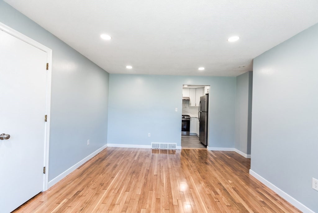 10 Michael Rd, Randolph, MA, 10 Michael Rd, Randolph, MA Photo #7