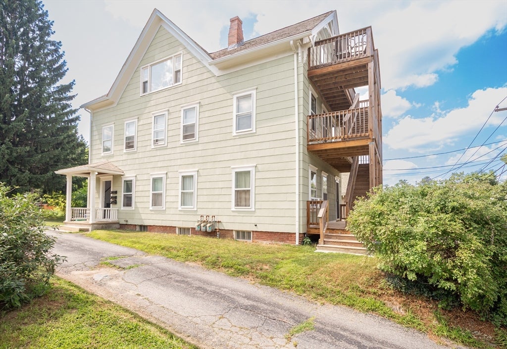 18 Steele St, Worcester, MA, 18 Steele St, Worcester, MA Photo #3