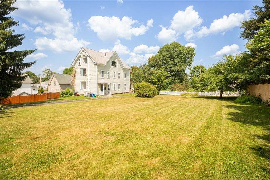 18 Steele St, Worcester, MA, 18 Steele St, Worcester, MA Photo #11