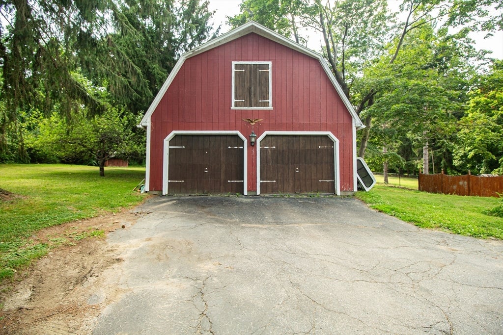 18 Steele St, Worcester, MA, 18 Steele St, Worcester, MA Photo #12