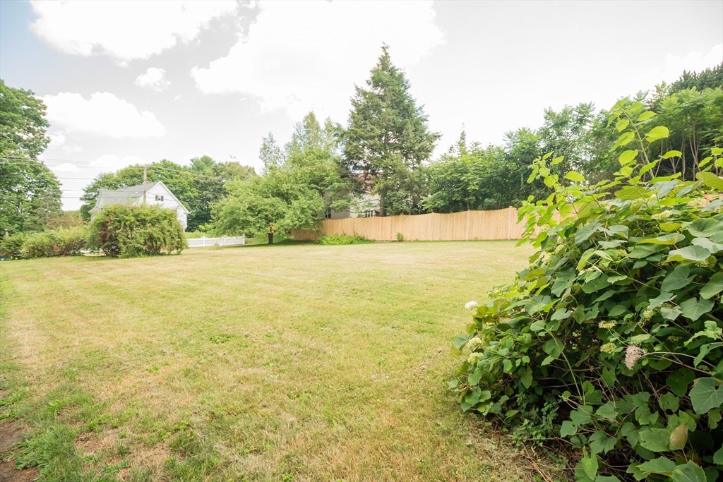 18 Steele St, Worcester, MA, 18 Steele St, Worcester, MA Photo #15