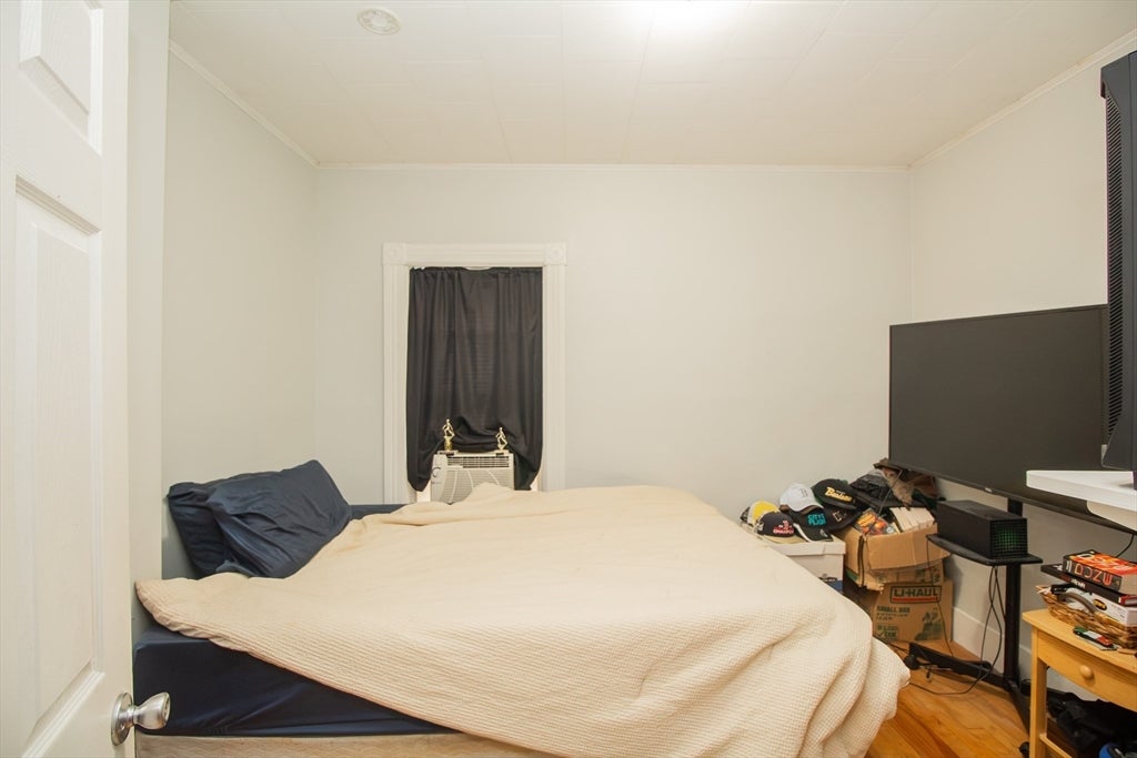 18 Steele St, Worcester, MA, 18 Steele St, Worcester, MA Photo #37