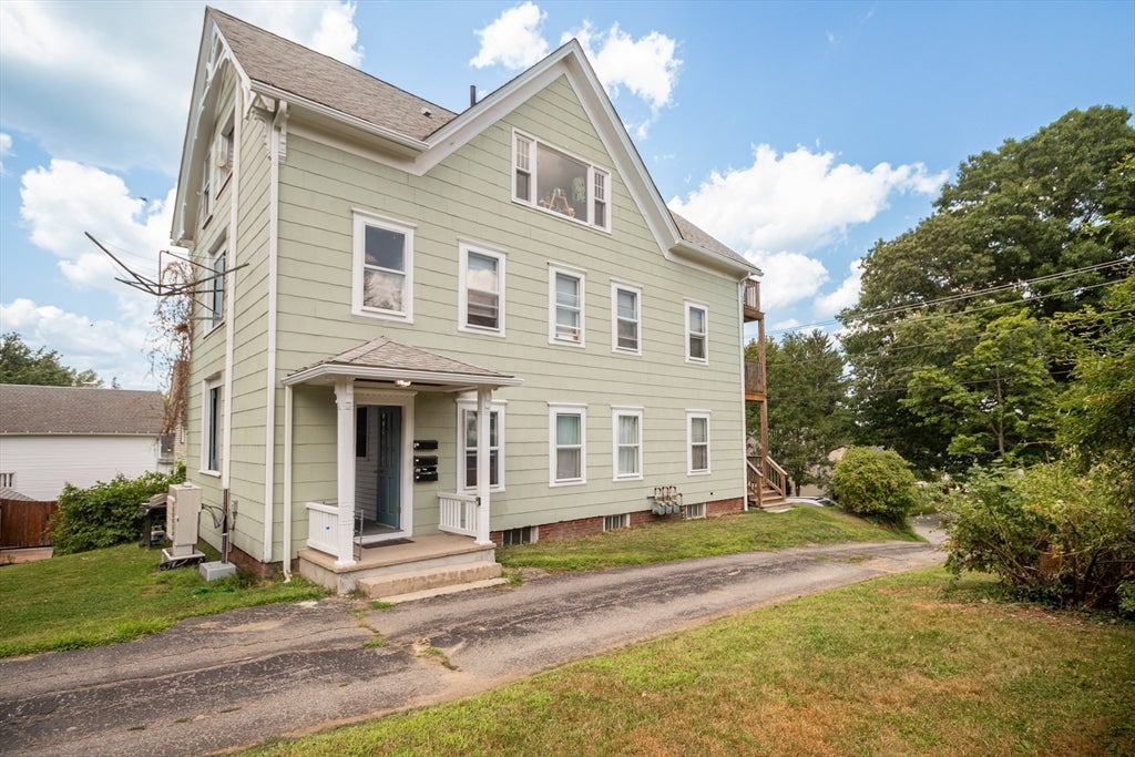 18 Steele St, Worcester, MA, 18 Steele St, Worcester, MA Photo #9