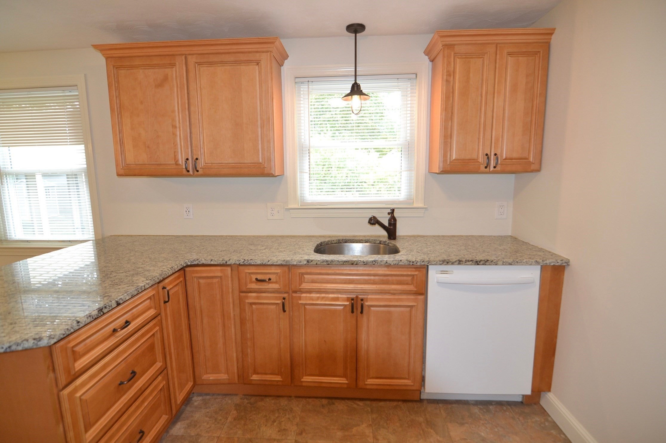 71 Birch Rd, Framingham, MA Photo #7