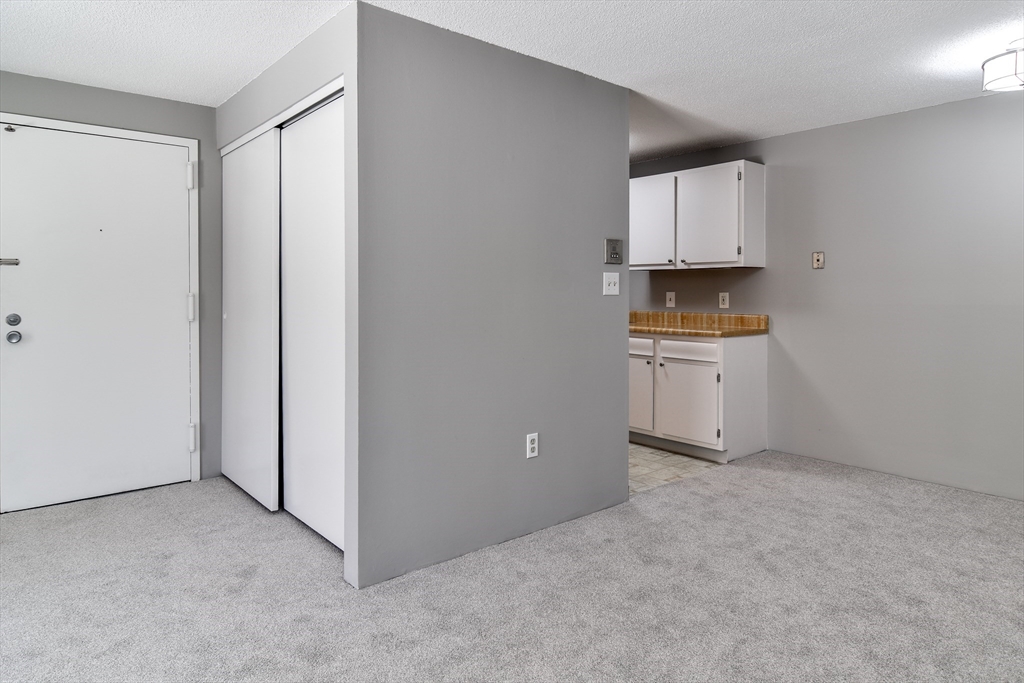 23 Village Rock Ln 22