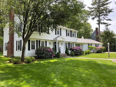 Photo of 57 Brierbrook St, Milton, MA 02186 (MLS # 73485700)
