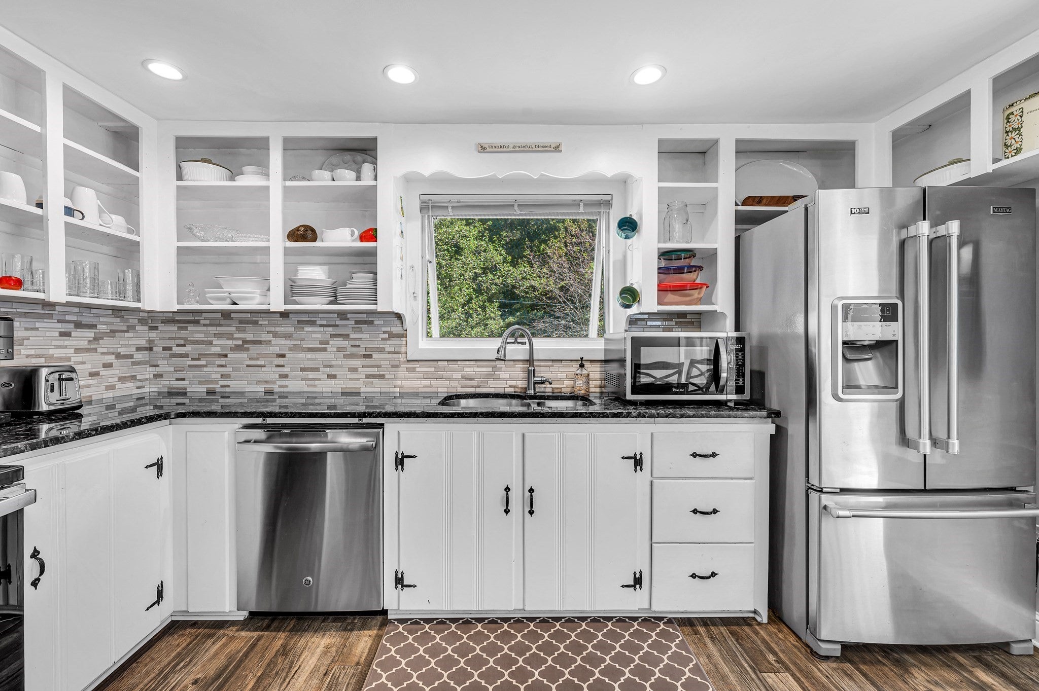 123 Metacomet St, Belchertown, MA, 123 Metacomet St, Belchertown, MA Photo #5