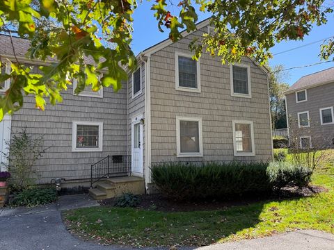 58 Laurel St B Greenfield MA 01301