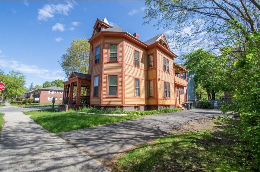 55 Florida St, Springfield, MA Photo #3