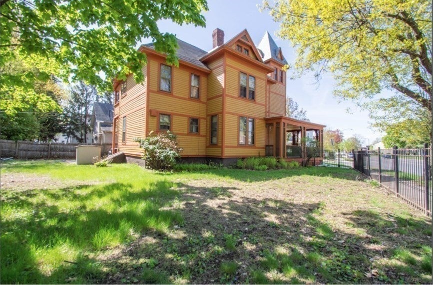 55 Florida St, Springfield, MA Photo #5