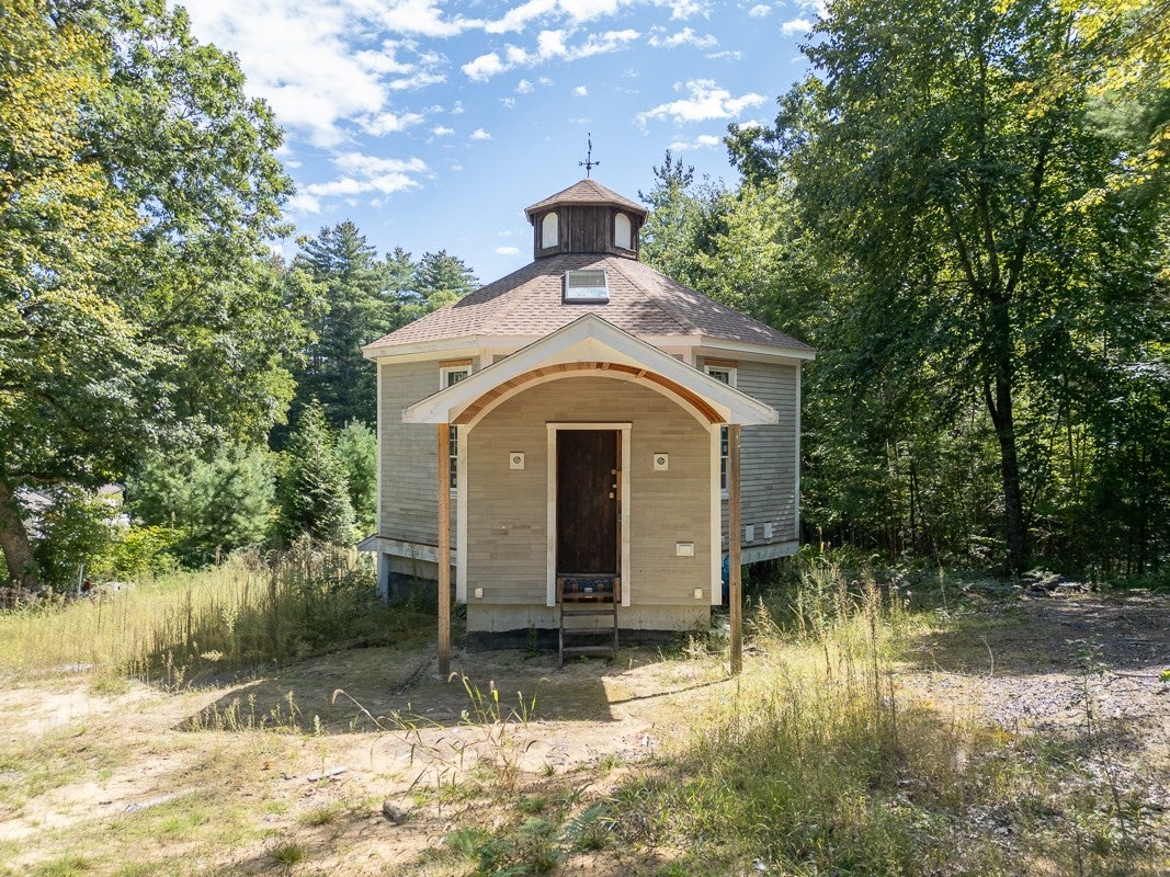 12 Cranberry St, Pepperell, MA Photo #23